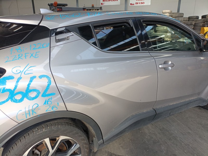 Recambio de puerta trasera derecha para toyota c-hr (_x1_) 1.8 hybrid (zyx10_, zyx11_) referencia OEM IAM   