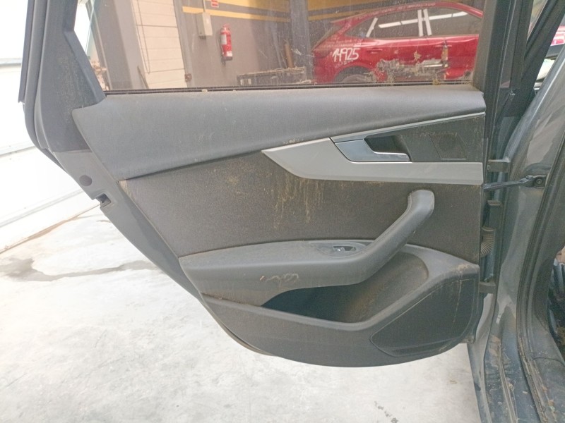 Recambio de guarnecido puerta trasera izquierda para audi a4 b9 (8w2, 8wc) 2.0 tdi referencia OEM IAM   