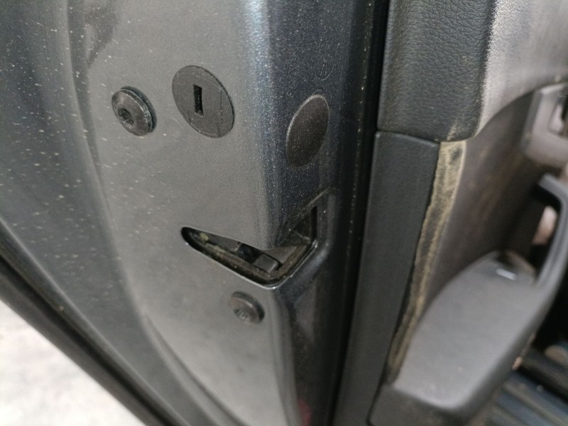 Recambio de cerradura puerta trasera izquierda para audi a4 b9 (8w2, 8wc) 2.0 tdi referencia OEM IAM   
