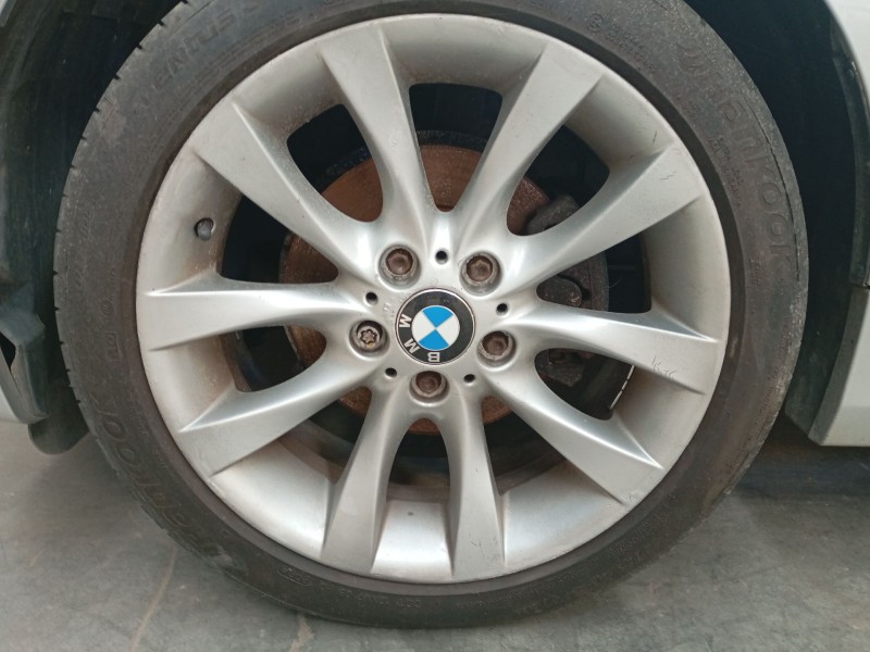 Recambio de juego llantas sin neumatico para bmw 1 descapotable (e88) 118 d referencia OEM IAM 18 PULGADAS  