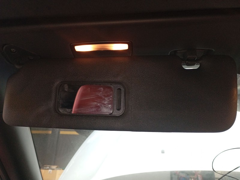 Recambio de parasol izquierdo para bmw 1 descapotable (e88) 118 d referencia OEM IAM   