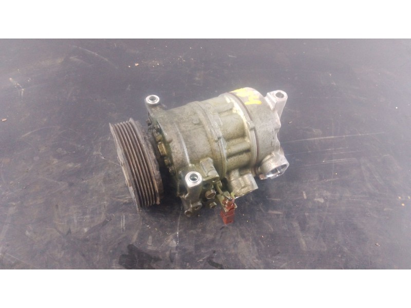 Recambio de compresor aire acondicionado para audi q5 (8rb) 2.0 tdi quattro referencia OEM IAM 8T0260805S  