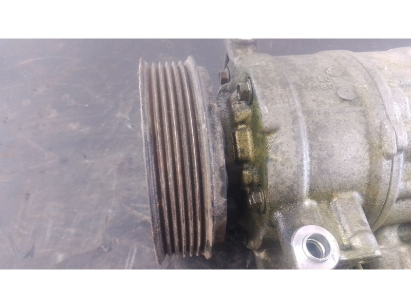 Recambio de compresor aire acondicionado para audi q5 (8rb) 2.0 tdi quattro referencia OEM IAM 8T0260805S  