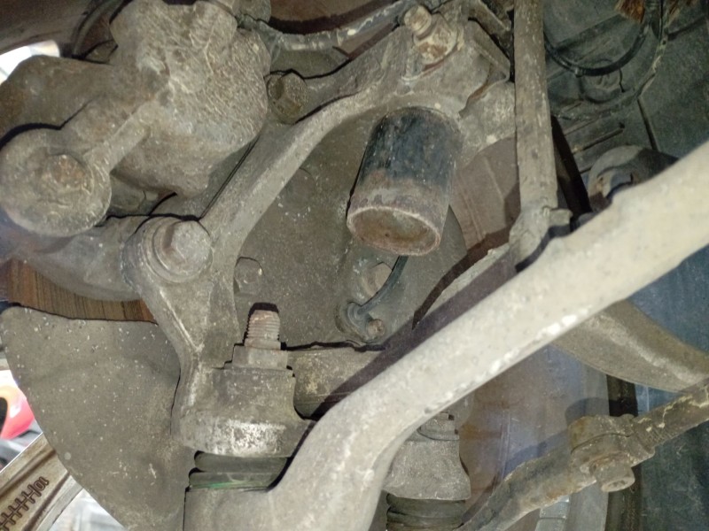Recambio de mangueta delantera izquierda para bmw 1 descapotable (e88) 118 d referencia OEM IAM   