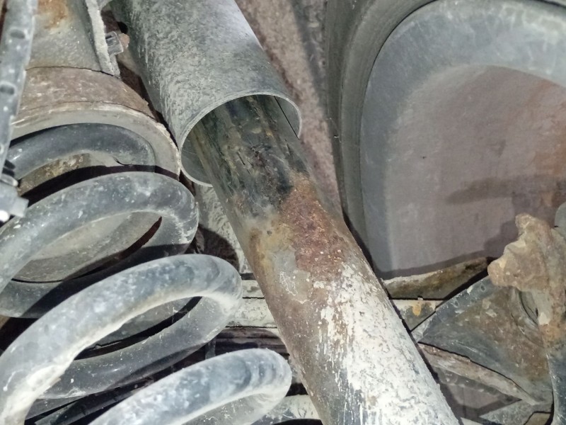 Recambio de amortiguador trasero derecho para bmw 1 descapotable (e88) 118 d referencia OEM IAM   