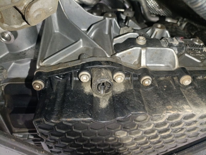 Recambio de caja cambios para audi a4 b9 (8w2, 8wc) 2.0 tdi referencia OEM IAM SJS  
