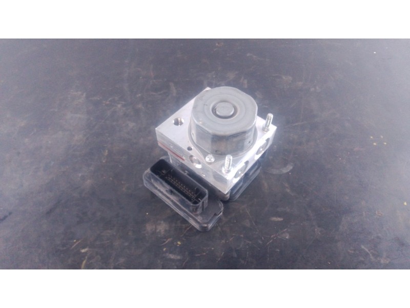 Recambio de abs para dacia sandero stepway referencia OEM IAM 476606615R 269707 