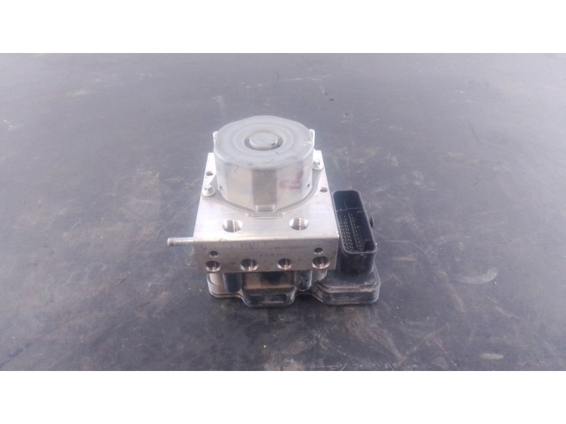 Recambio de abs para dacia sandero stepway referencia OEM IAM 476606615R 269707 