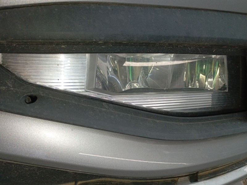 Recambio de faro antiniebla izquierdo para volkswagen passat b8 (3g2, cb2) 2.0 tdi referencia OEM IAM   