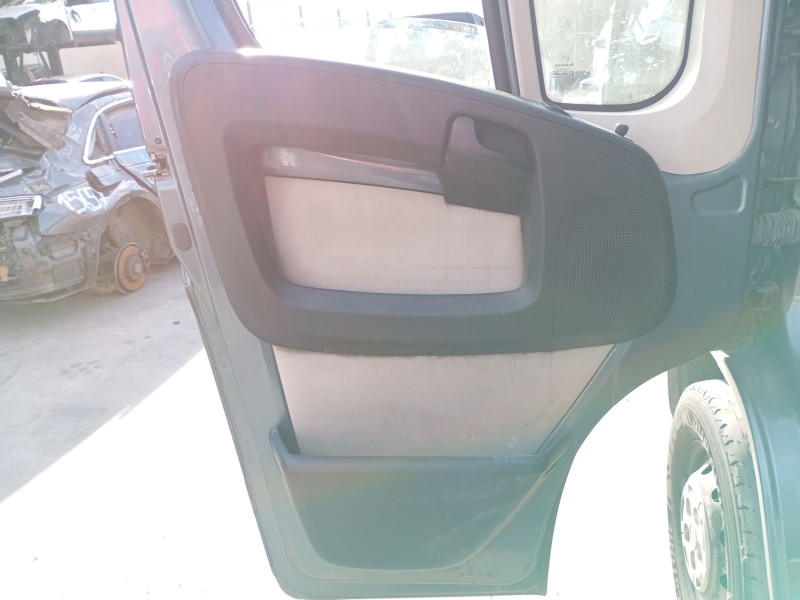 Recambio de guarnecido puerta delantera izquierda para fiat ducato furgoneta (250_) 130 multijet 2,3 d referencia OEM IAM   