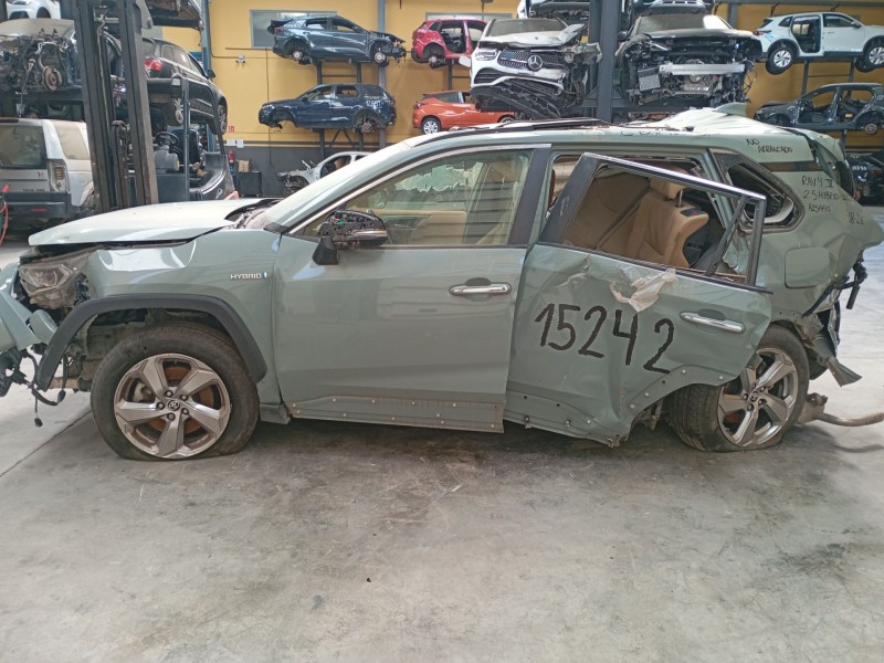 toyota rav 4 v (_a5_, _h5_) del año 2020