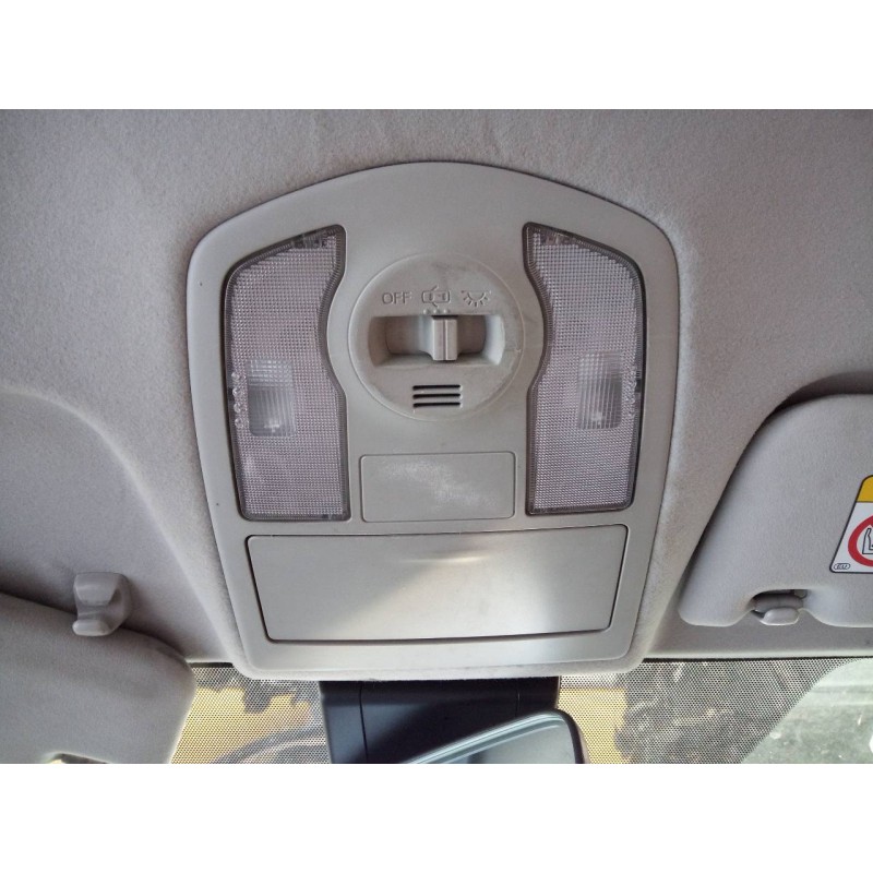 Recambio de luz interior para toyota prius+ eco referencia OEM IAM   