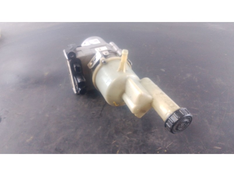 Recambio de bomba direccion para opel vivaro c furgoneta (k0) 2.0 referencia OEM IAM   