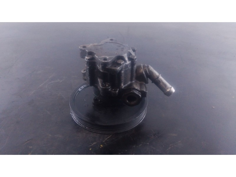 Recambio de bomba direccion para bmw 1 (e87) 120 d referencia OEM IAM   
