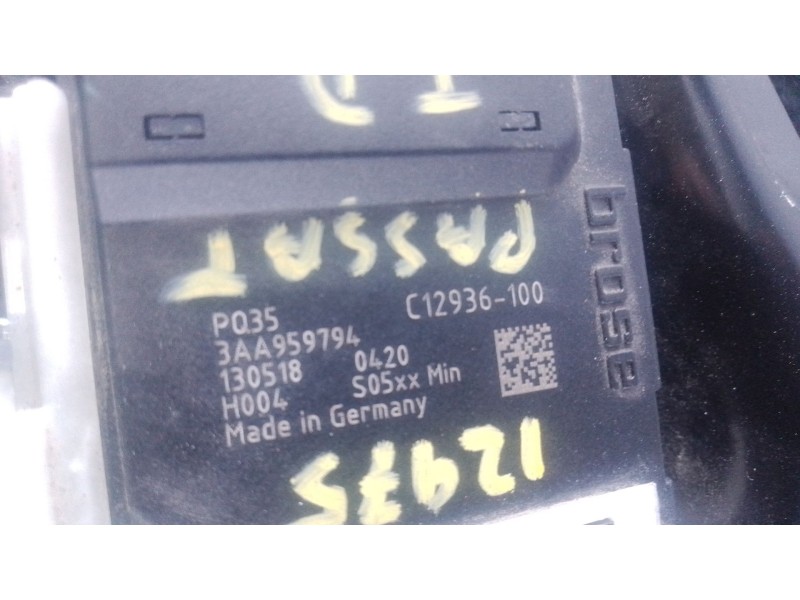 Recambio de elevalunas trasero derecho para volkswagen passat b7 (362) 2.0 tdi referencia OEM IAM   