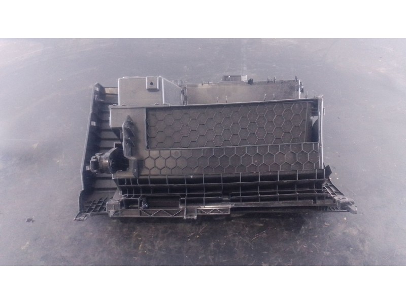 Recambio de guantera para cupra formentor (kmp) 1.5 tsi referencia OEM IAM   