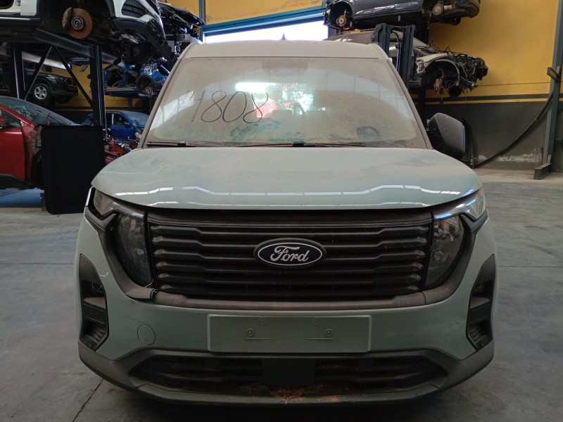 ford tourneo combi v769 del año 2024