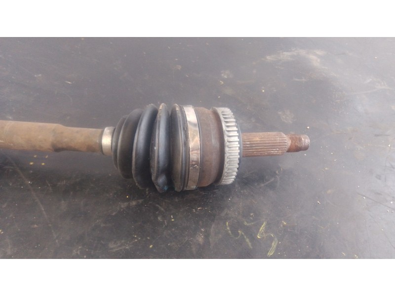 Recambio de transmision delantera derecha para kia carens ( ) drive referencia OEM IAM 49501A4200  