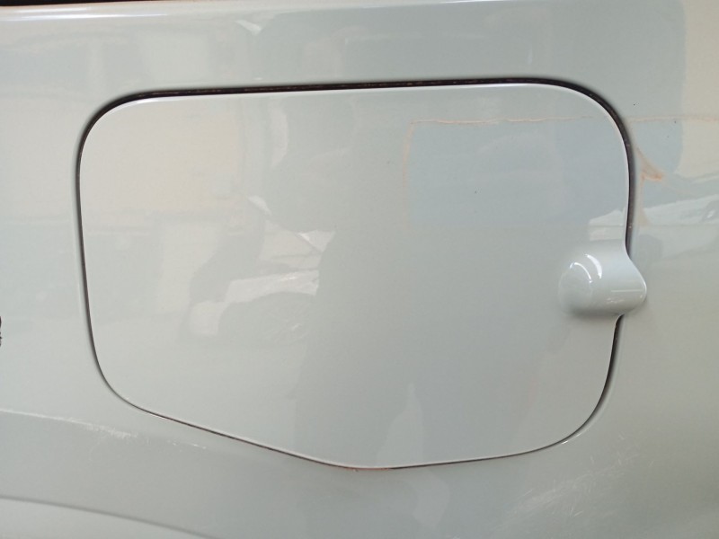 Recambio de tapa exterior combustible para ford tourneo combi v769 referencia OEM IAM   