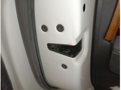 CERRADURA PUERTA TRASERA IZQUIERDA 