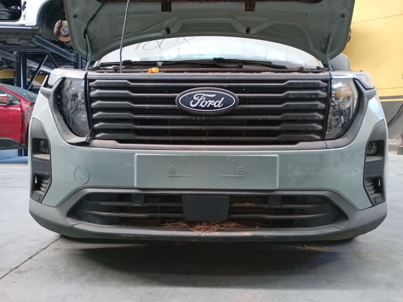 Recambio de paragolpes delantero para ford tourneo combi v769 referencia OEM IAM   