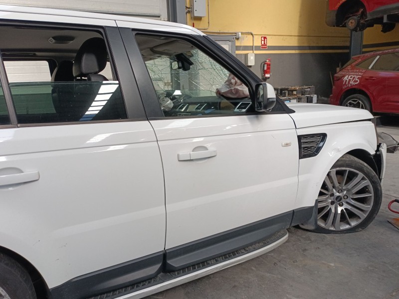 Recambio de puerta delantera derecha para land rover range rover sport i (l320) 3.0 d 4x4 referencia OEM IAM   