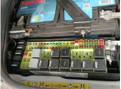 CAJA RELES / FUSIBLES 