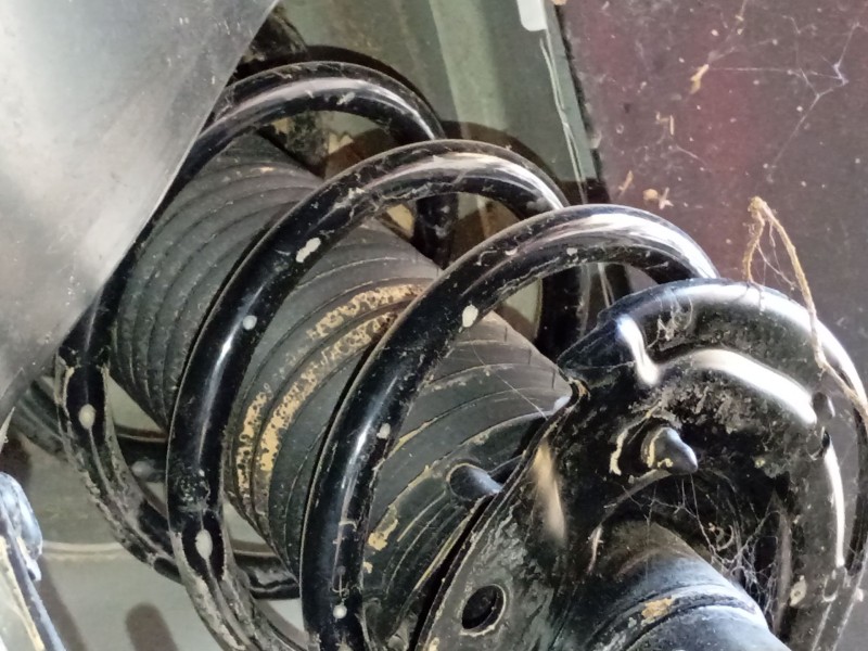 Recambio de amortiguador delantero izquierdo para ford tourneo combi v769 referencia OEM IAM   