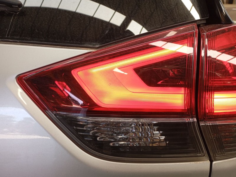Recambio de piloto trasero derecho porton para nissan x-trail iii (t32_, t32r, t32rr) 1.6 dci (t32) referencia OEM IAM   