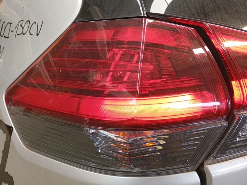 Recambio de piloto trasero izquierdo para nissan x-trail iii (t32_, t32r, t32rr) 1.6 dci (t32) referencia OEM IAM   