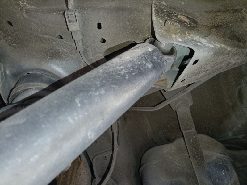 Recambio de amortiguador trasero izquierdo para nissan qashqai ii (j11, j11_) 1.6 dci referencia OEM IAM   