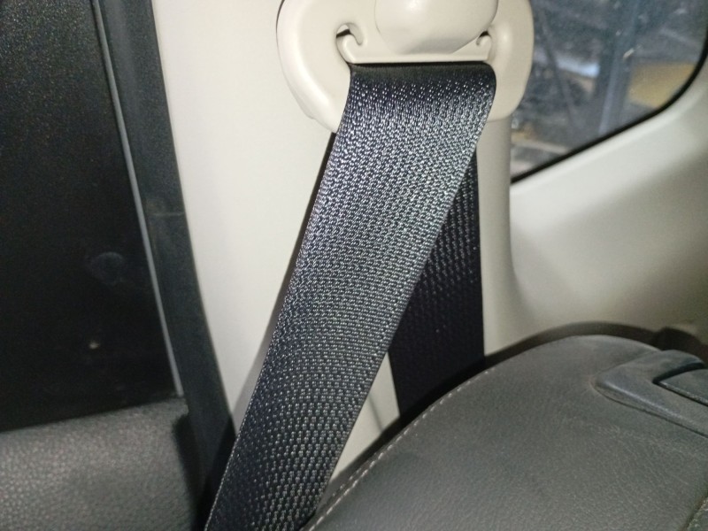 Recambio de cinturon seguridad trasero derecho para nissan x-trail iii (t32_, t32r, t32rr) 1.6 dci (t32) referencia OEM IAM   