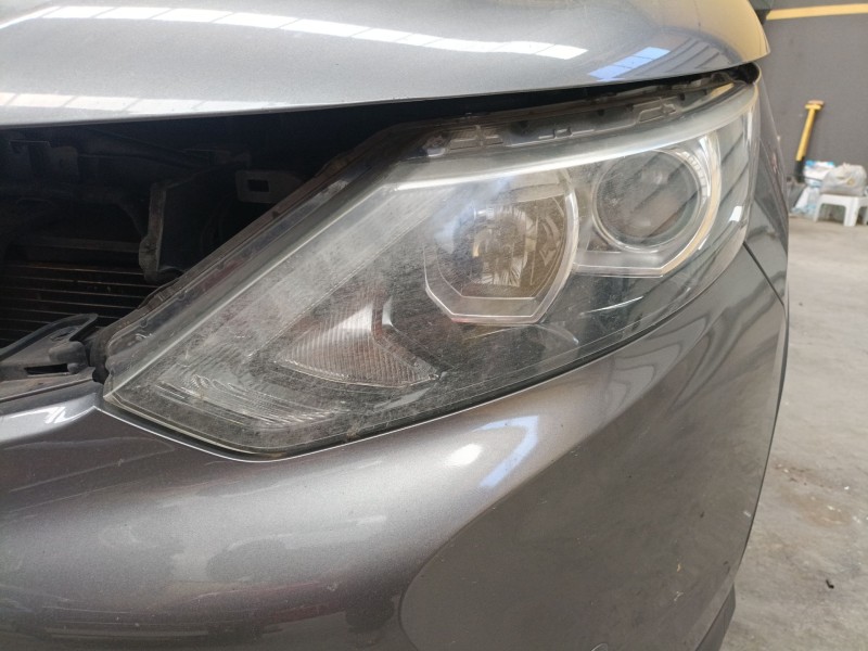 Recambio de faro izquierdo para nissan qashqai ii (j11, j11_) 1.6 dci referencia OEM IAM   