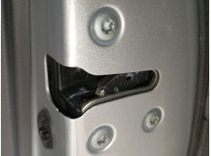 CERRADURA PUERTA TRASERA DERECHA 