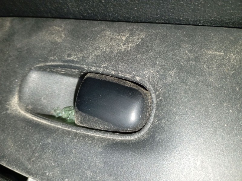 Recambio de mando elevalunas delantero derecho para nissan x-trail iii (t32_, t32r, t32rr) 1.6 dci (t32) referencia OEM IAM   