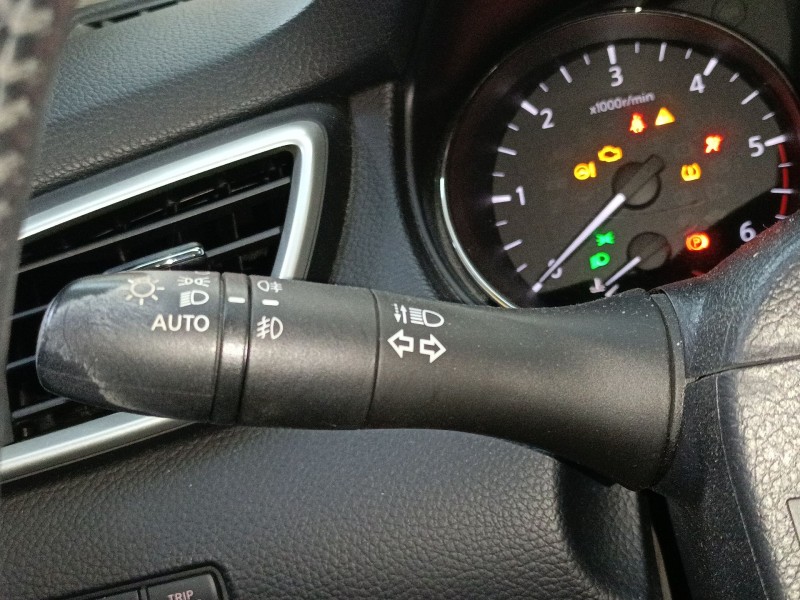 Recambio de mando intermitentes para nissan qashqai ii (j11, j11_) 1.6 dci referencia OEM IAM   