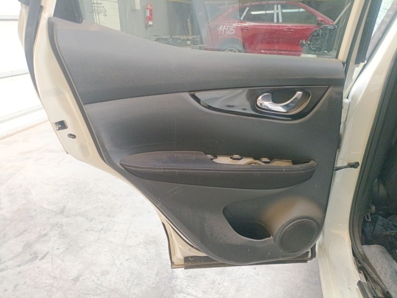 Recambio de guarnecido puerta trasera izquierda para nissan qashqai ii (j11, j11_) 1.5 dci referencia OEM IAM   