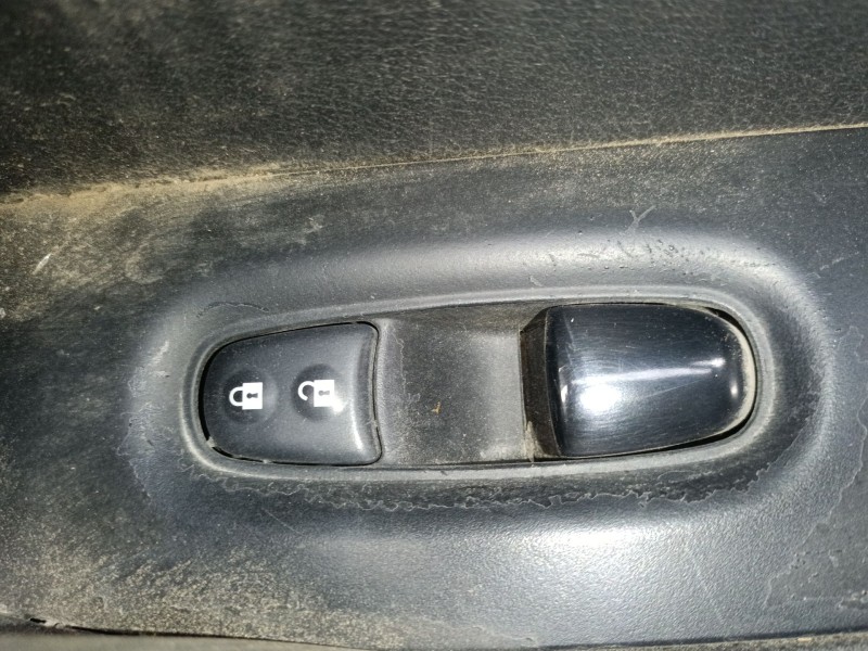 Recambio de mando elevalunas delantero derecho para nissan qashqai ii (j11, j11_) 1.5 dci referencia OEM IAM   