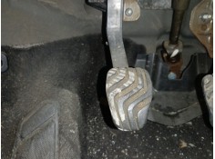PEDAL EMBRAGUE 