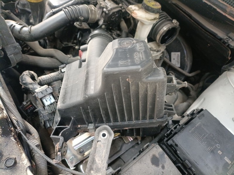 Recambio de filtro aire para nissan qashqai ii (j11, j11_) 1.5 dci referencia OEM IAM   