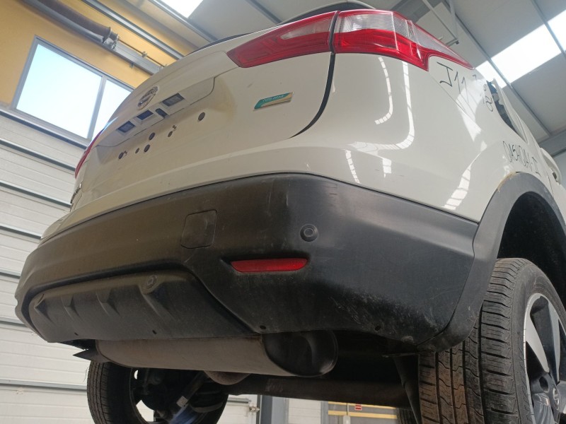 Recambio de paragolpes trasero para nissan qashqai ii (j11, j11_) 1.5 dci referencia OEM IAM   