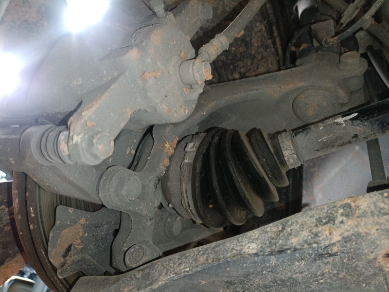 Recambio de mangueta delantera derecha para nissan qashqai ii (j11, j11_) 1.5 dci referencia OEM IAM   