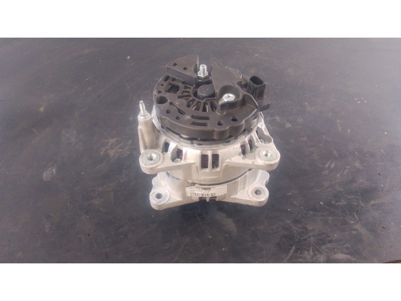Recambio de alternador para volkswagen tiguan trendline plus referencia OEM IAM   