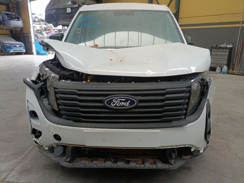 ford transit courier del año 2024