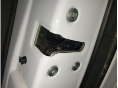 CERRADURA PUERTA TRASERA DERECHA 