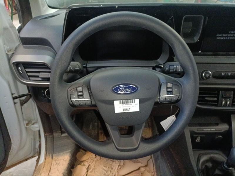 Recambio de volante para ford transit courier referencia OEM IAM   