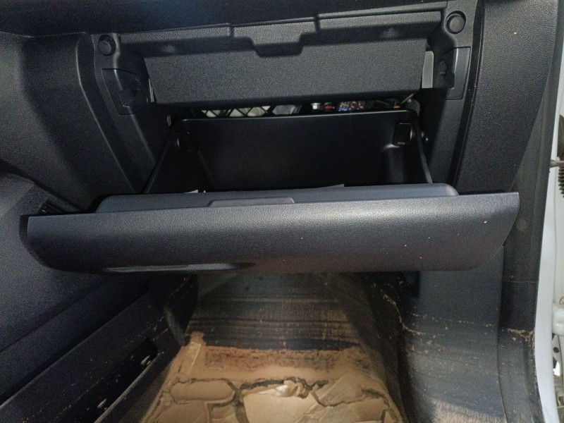 Recambio de guantera para ford transit courier referencia OEM IAM   