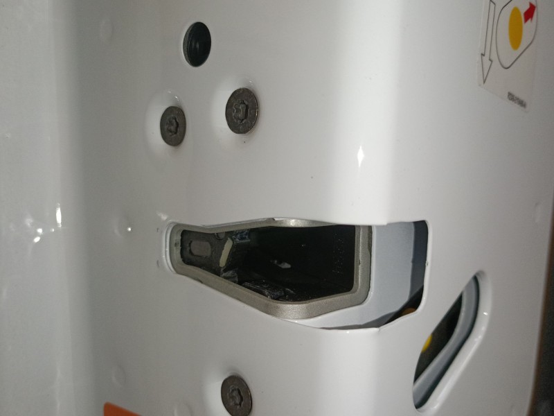 Recambio de cerradura maletero / porton para ford transit courier referencia OEM IAM   