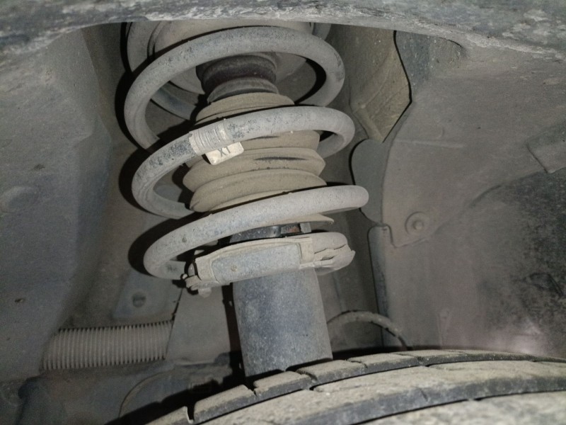 Recambio de amortiguador delantero derecho para bmw x1 (e84) xdrive 18 d referencia OEM IAM   