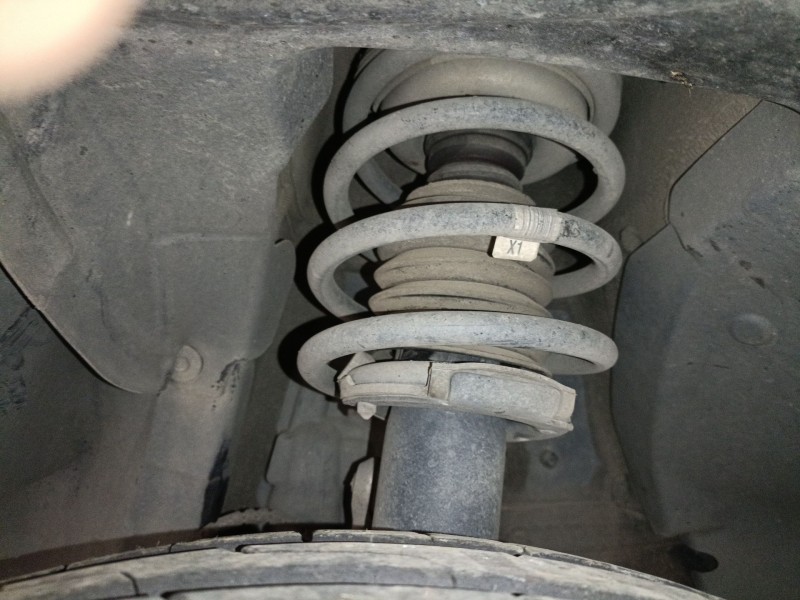 Recambio de amortiguador delantero izquierdo para bmw x1 (e84) xdrive 18 d referencia OEM IAM   